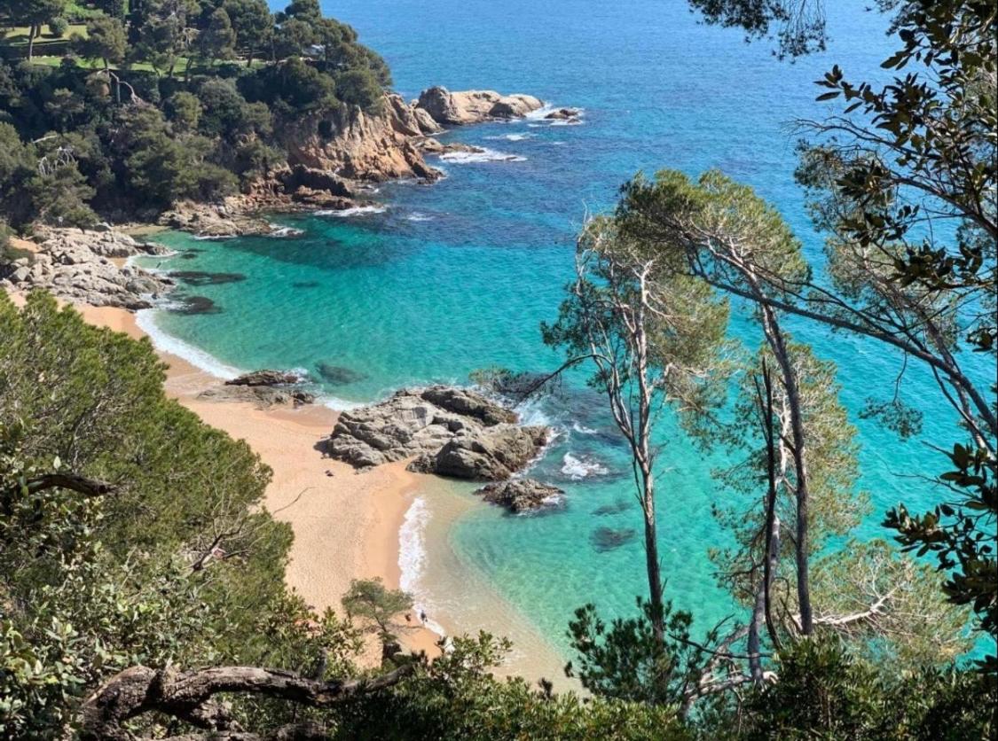Seahomes Vacations, Fenals Beach&Chic, Pk, Top Apartment Full Equipped 滨海略雷特 外观 照片