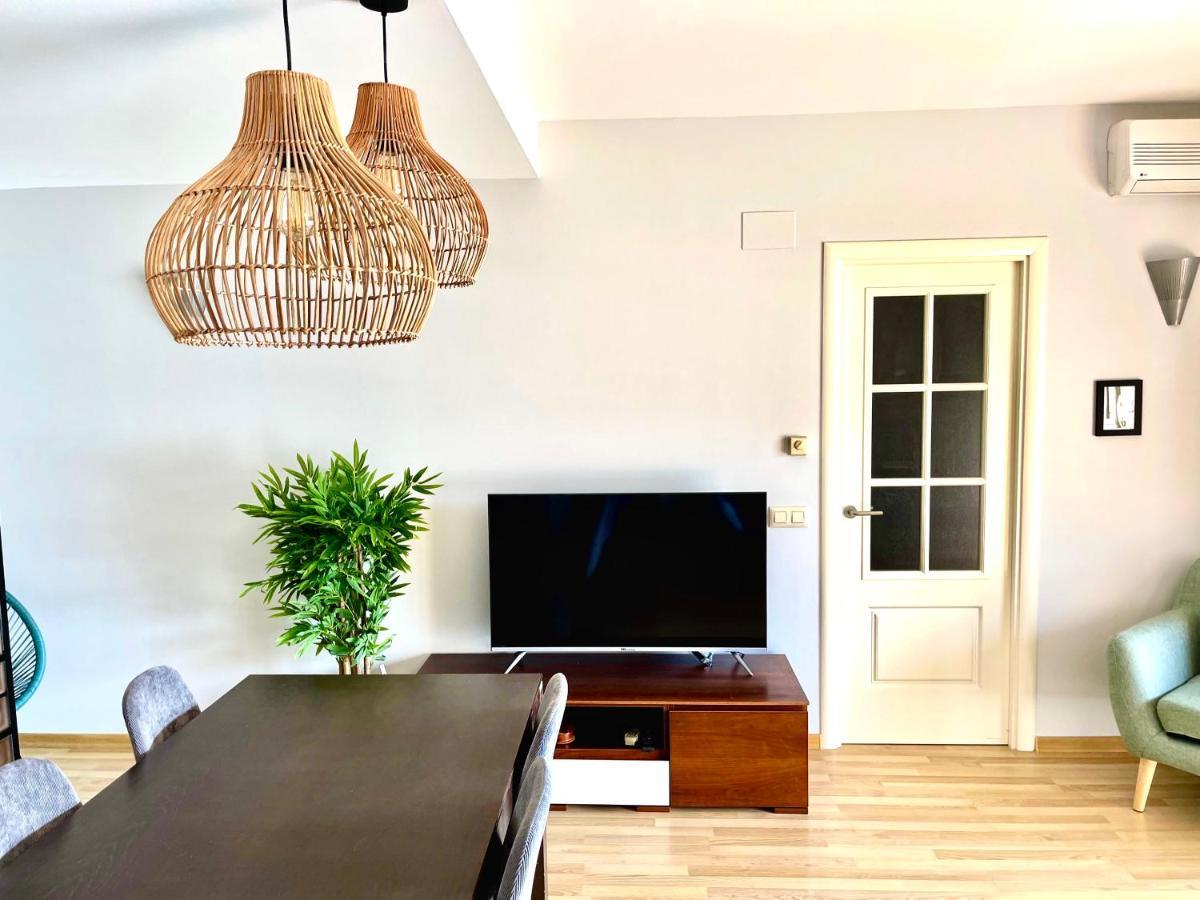 Seahomes Vacations, Fenals Beach&Chic, Pk, Top Apartment Full Equipped 滨海略雷特 外观 照片